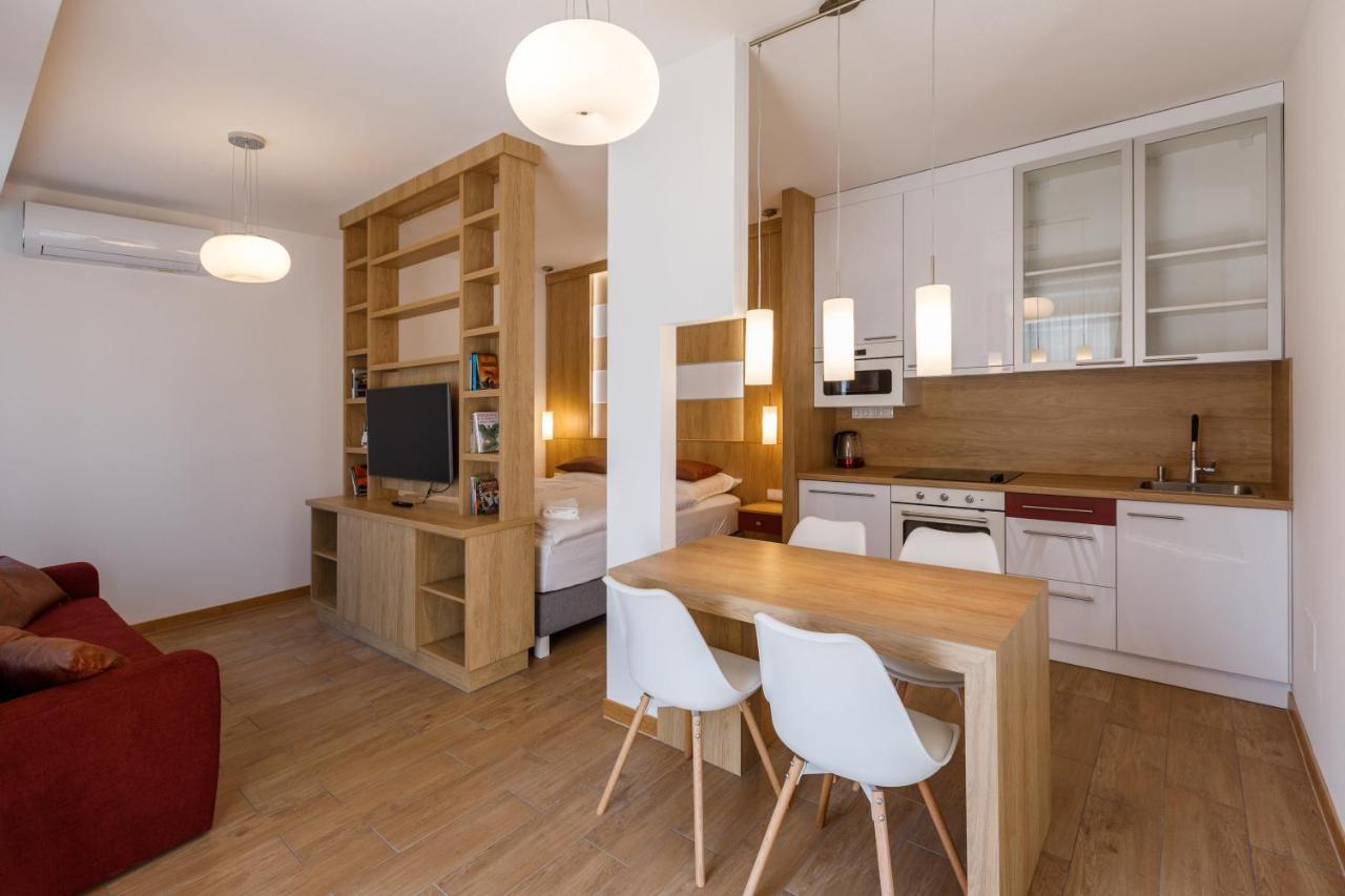 La Bella Centrum Apartmanok Piros/Sarga Heviz Exterior foto
